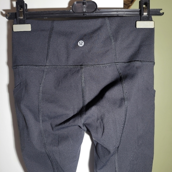 ❤️ 3 for $35 Lululemon Pace Rival  High Rise Crop leggings thigh pockets black 4 - Picture 6 of 11